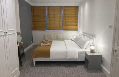 Designer Soho Loft - Photo 15