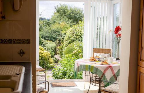 Cosy cottage with views over the Shropshire hills - Pass the Keys - Foto 1