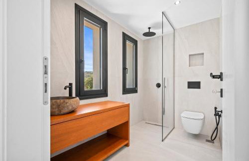 Villa Anassa - Luxurious 4-Bedroom Villa with Private Pool by Temma Villas - Photo 124