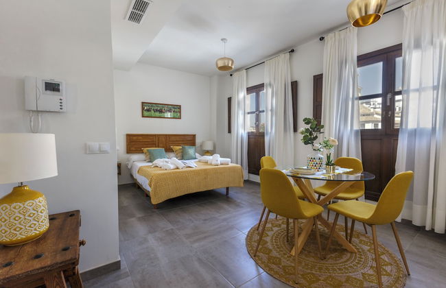 Apartamentos El Marqués - Photo 13