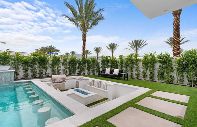 Villa Sleeps 17 w/ Pool, Firepit, Putting Green Bravo Villa 3 by Avantstay - Foto 46