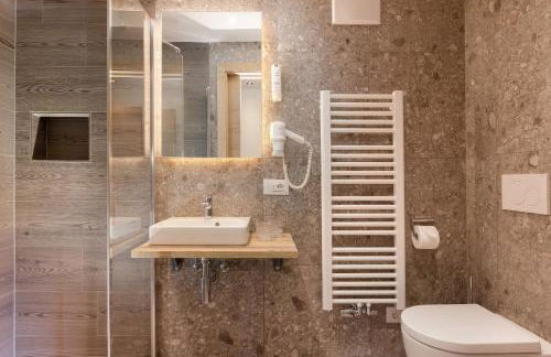 Apartments Pragser Wildsee - by Familiaris - Foto 18