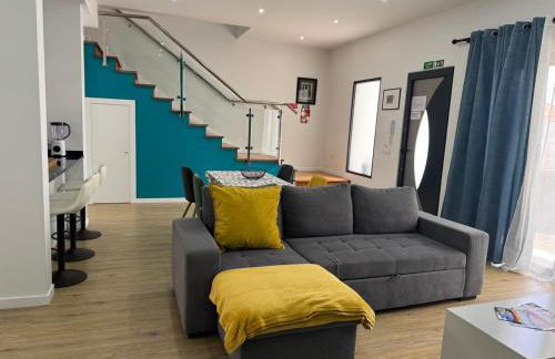 B - Elegent 2 Bedroom Modern Townhouse - Foto 24