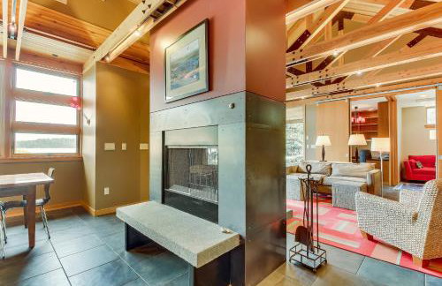 Fidalgo Island Waterfront Stunner - Photo 3