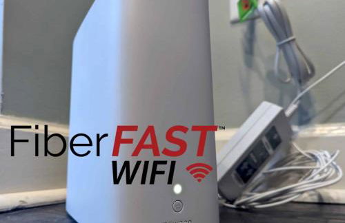 Entire Private Home with 4 Bedrooms 3 Bathrooms, King Bed, Big Yard, Prime Area, Ranch Style, Available Now - Photo 59