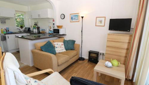 Drake Cottage - Photo 4