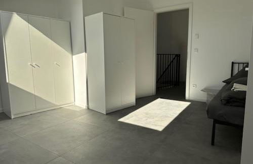 150m2 Maisonette 3 Schlafzimmer 2 Bäder und Balkon - Photo 4