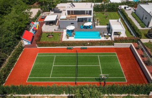 Stunning Home In Sivati - Photo 2