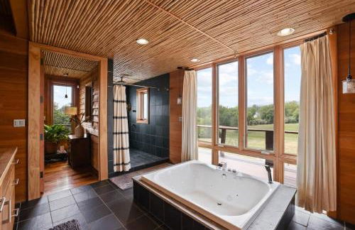 One Of A Kind Home in VA Wine Country on 50 acres - Foto 15