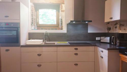 Gîte chaleureux dans un ancien corps de ferme avec wifi, cheminée et grand jardin à Châteaudun - FR-1-581-71 - Foto 5