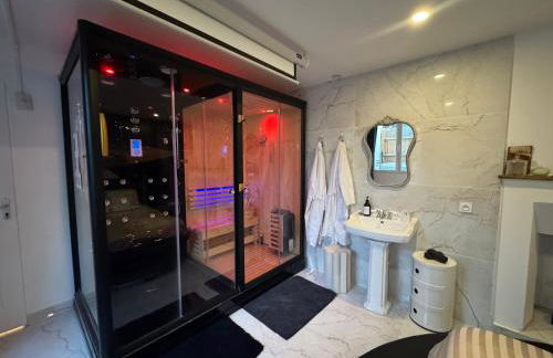 Le Cadre Noir Lux Spa, Sauna, Jacuzzi - Foto 3