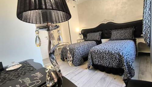 Alloggio Turistico Giulietta e ROMEO - INTERO APPARTAMENTO - Villafranca di Verona, Zimmer, Holiday Rooms - Foto 2