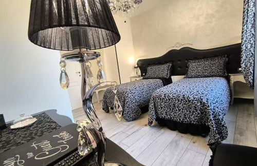 Alloggio Turistico Giulietta e ROMEO - INTERO APPARTAMENTO - Villafranca di Verona, Zimmer, Holiday Rooms - Foto 2