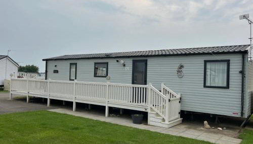 Luxury 2 Bedroom van linen included Pets go Free - Foto 3