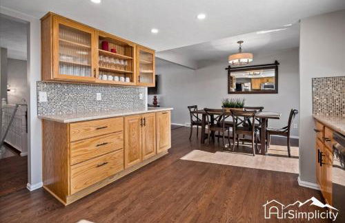 Spacious home w game room & firepit - Foto 12