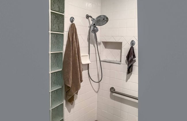 Nokomis Pool Home on the Canal - Foto 36