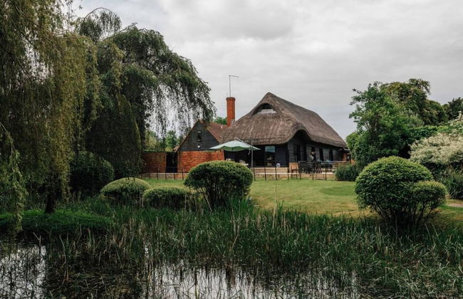 The Lakeside Viewing Gallery - From 900 Per Night - Foto 39