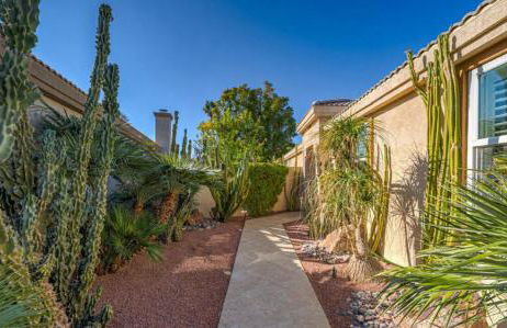 Luxe Palm Springs Villa- Sunset Oasis Private Heated Pool & Spa on Golfcourse - Foto 8