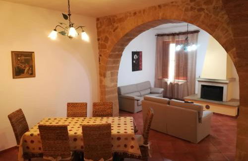 SEGESTA - Vieux Centre Historique - Foto 26