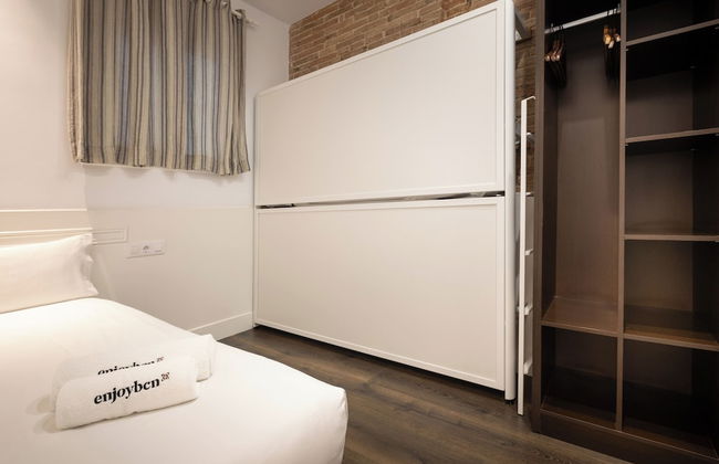 Enjoybcn Coliseum Apartments - Photo 25