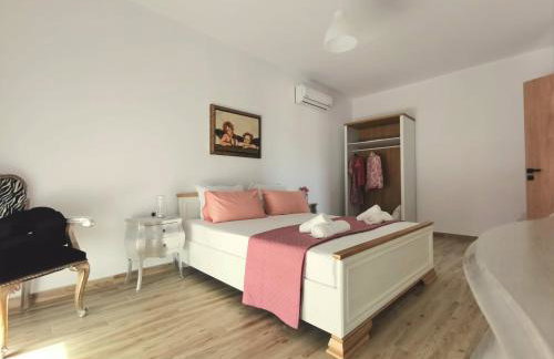 Mika's B luxury House near Faliraki - Photo 1