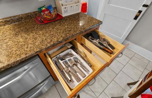 Coca Cola Cottage - Stay & Play Near Purina Farms - Dog Friendly - Foto 33