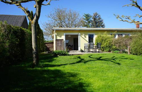 Klättes Ferienwohnung mit Garten - Foto 24