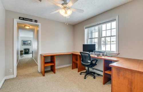 Spacious Family Home w/ Deck & Yard: 5 Mi to Stowe - Foto 16