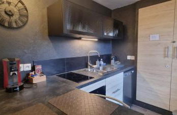 Le TOURNY-Studio cosy avec ascenseur- Sarlat - Coeur cité médiévale - Foto 7