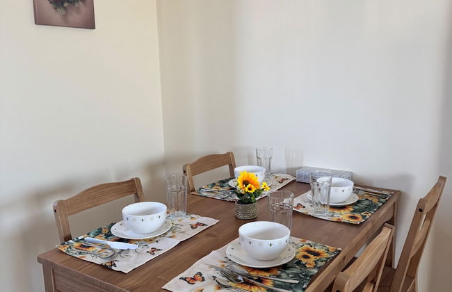1 Bed Flat - Sleeps 3 - Parking - Wifi - Foto 9