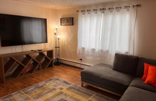 Beautiful downtown Anchorage 1 - Photo 4