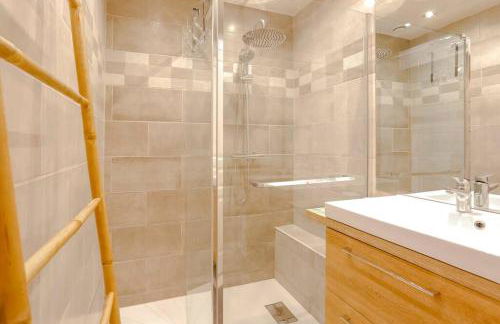 French Riviera 1 bedroom on the beach facing Cannes - Foto 20