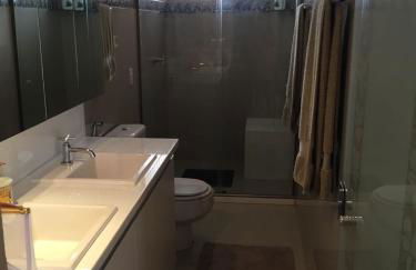 Extraordinary Seafront Apartment - Photo 17