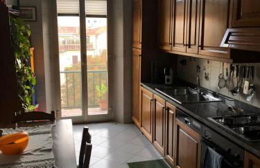 SERRA's Home - Bright Apt Statuto Area near Center - Foto 2