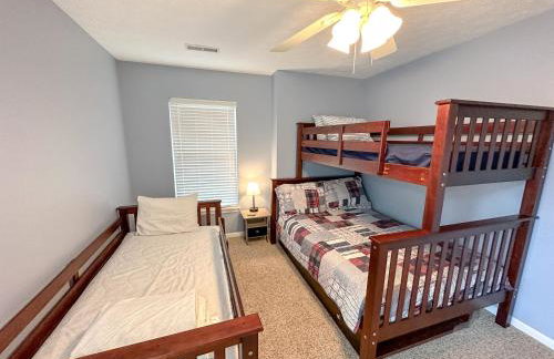 5 Bedroom Home in Old Homestead II - Photo 18