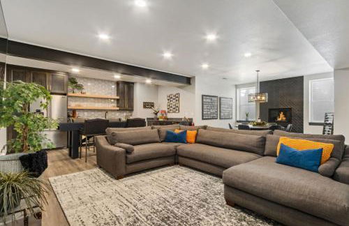 Colorado Modern Retreat with King Beds, Pickleball - Foto 78