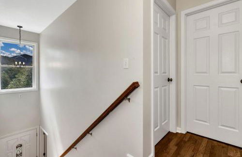 Spacious Mountain Retreat with Bonus Game Room Near Asheville, Barnardsville, NC - Foto 55