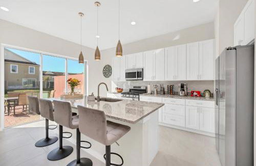 Magical Themed Home Near Disney - Foto 10