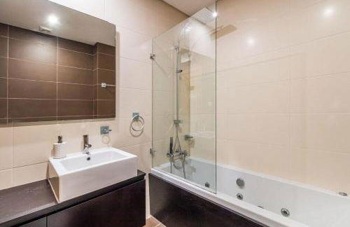 Fantastic Townhouse with Pool and Sea Views - Foto 11