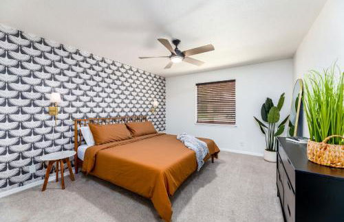 Heated Pool, Game Room & 4Bdrm - Bay Bungalow - Foto 8