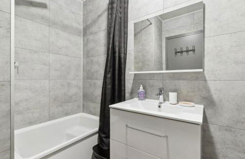 La Jol'Nantaise - Proche Tram ligne 2 & 3 et Bus - Foto 12