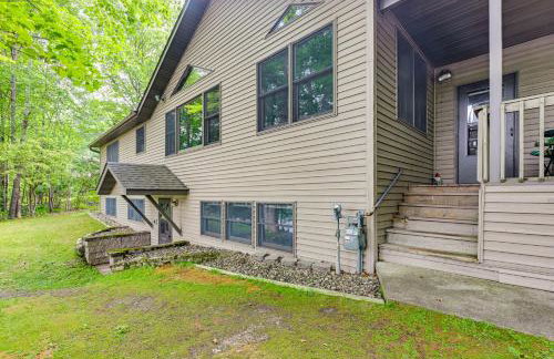 Lakefront Home with Private Beach in Rhinelander! - Foto 23