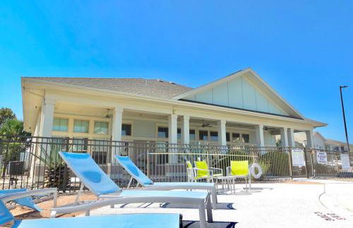 Trenton Sky Suite, Comfort, Pool, Gym, Gated Access - Photo 34