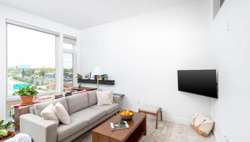 Modern 1BR Apt with Rooftop, Gym, and Parking - Foto 2