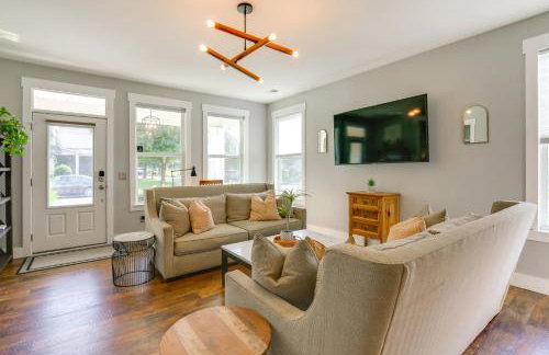 Coastal Home with Yard Less Than 1 Mi to Old Town Bluffton! - Photo 5