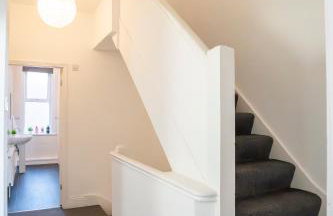 4Bedrooms-3Bath-9Beds-Wallsend- by Holiday Homes - Foto 18