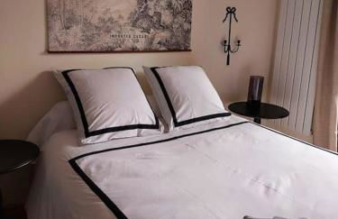 Le Jean-Paule - Foto 17