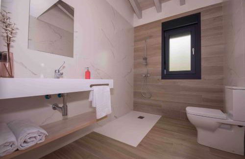 ADOSADO-DUPLEX ADAPTADO zona de playa y montaña - Foto 7