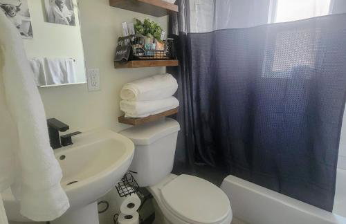 Cozy Cottage near USU - Photo 6