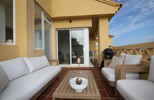 Luxe Appartement in Mijas met Zeezicht & Zwembad - Photo 30